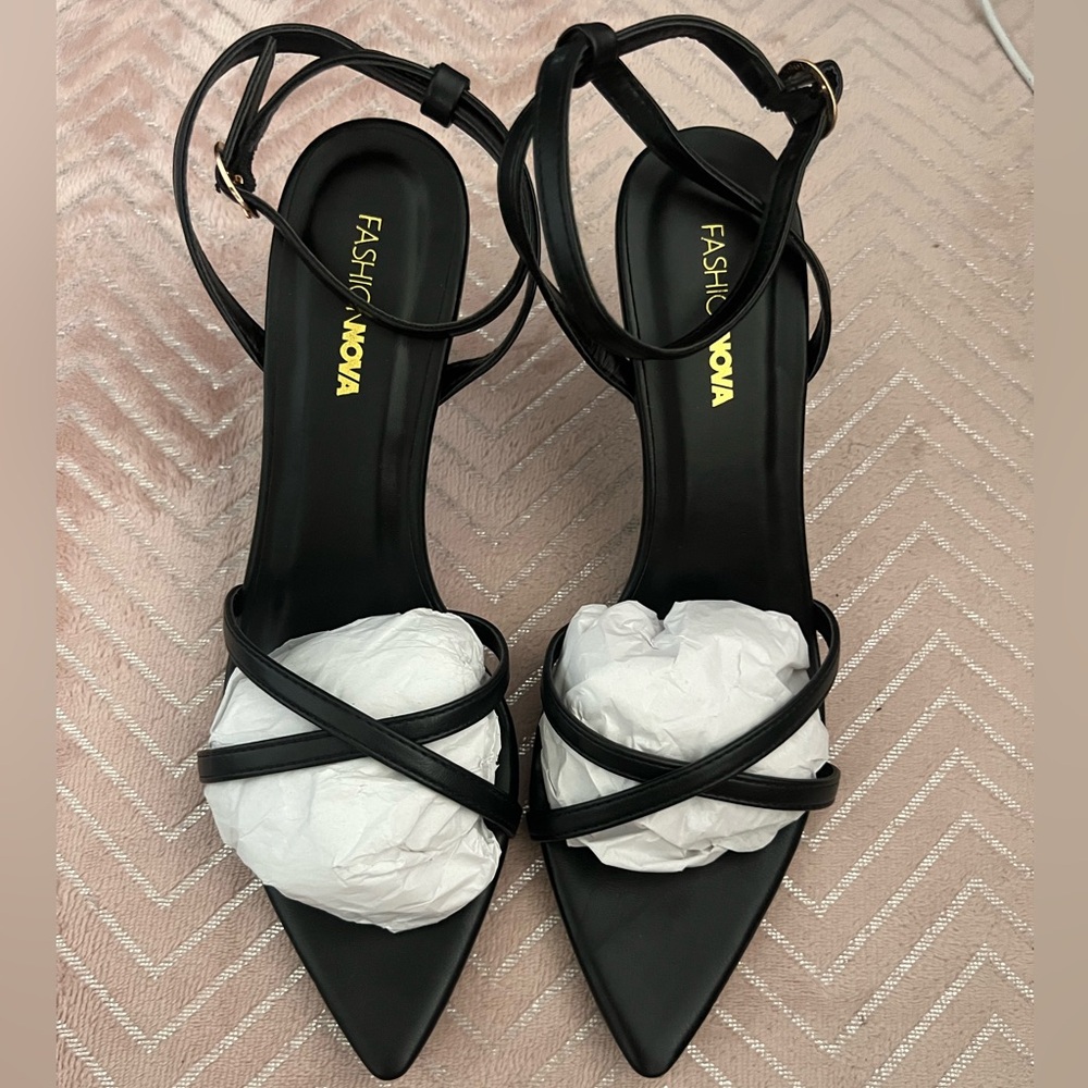 Fashion Nova Elegant Black Strappy Heels